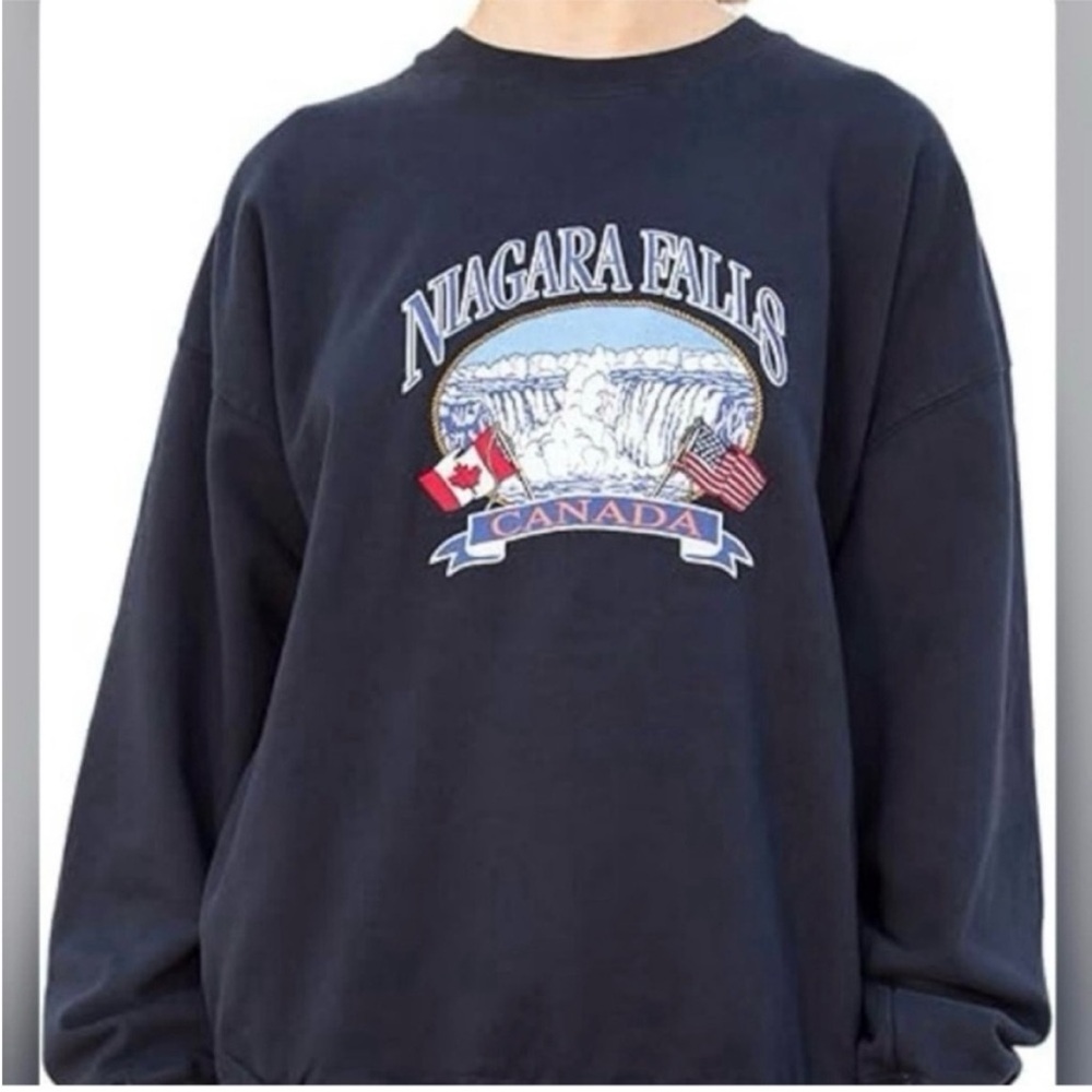 Brandy Melville/John Galt Navy Niagara Falls Cotton Retro Sweatshirt